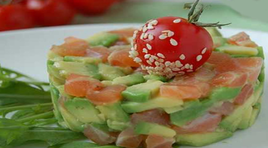 Восхитительные салаты из авокадо: 21 рецепт на любой вкус